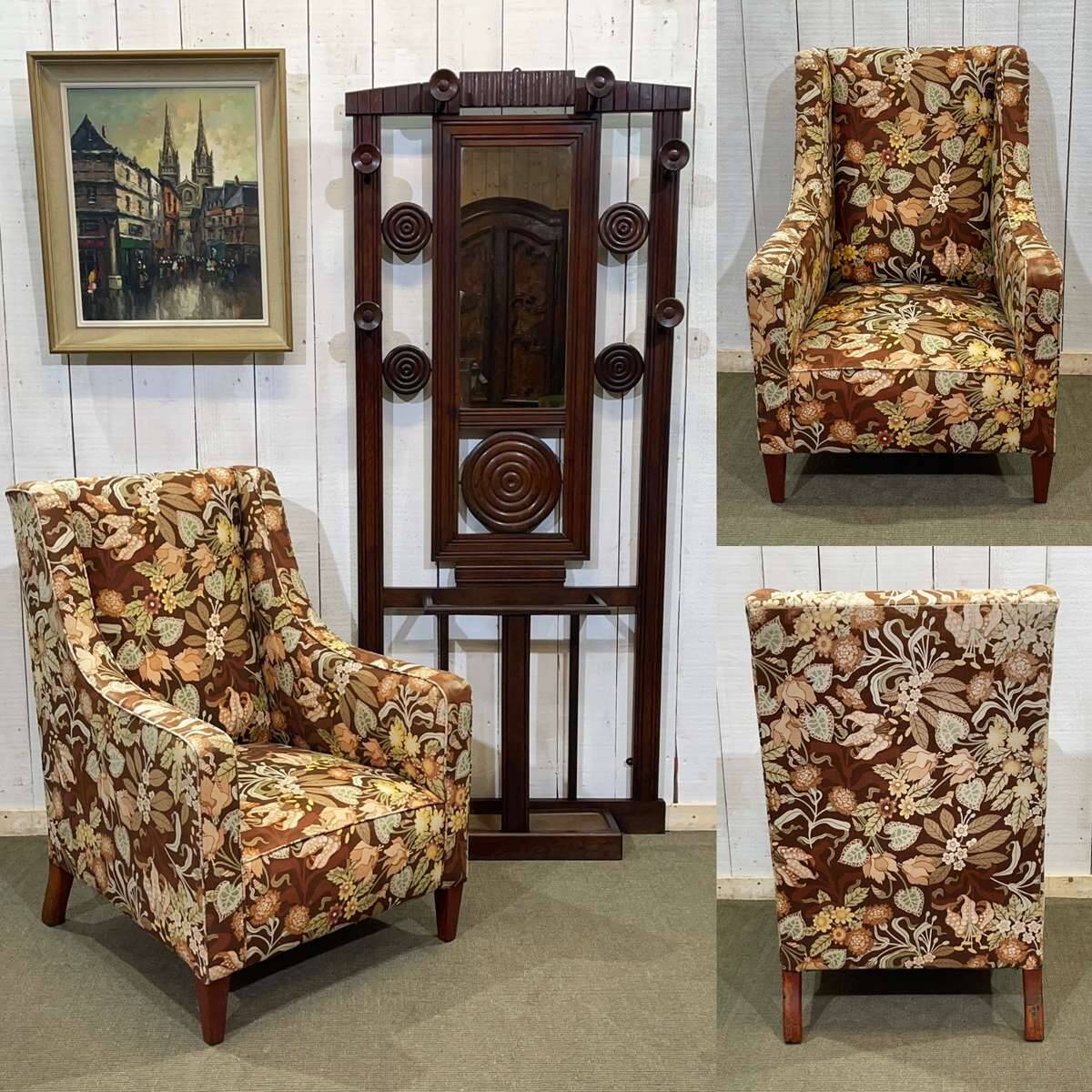 Fauteuil anglais des années 1930 à tissu fleurs
