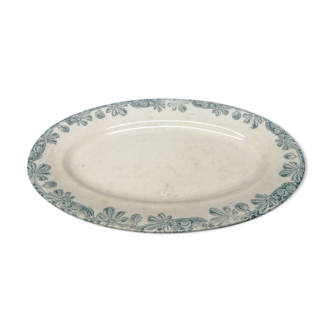 Plat ovale en porcelaine