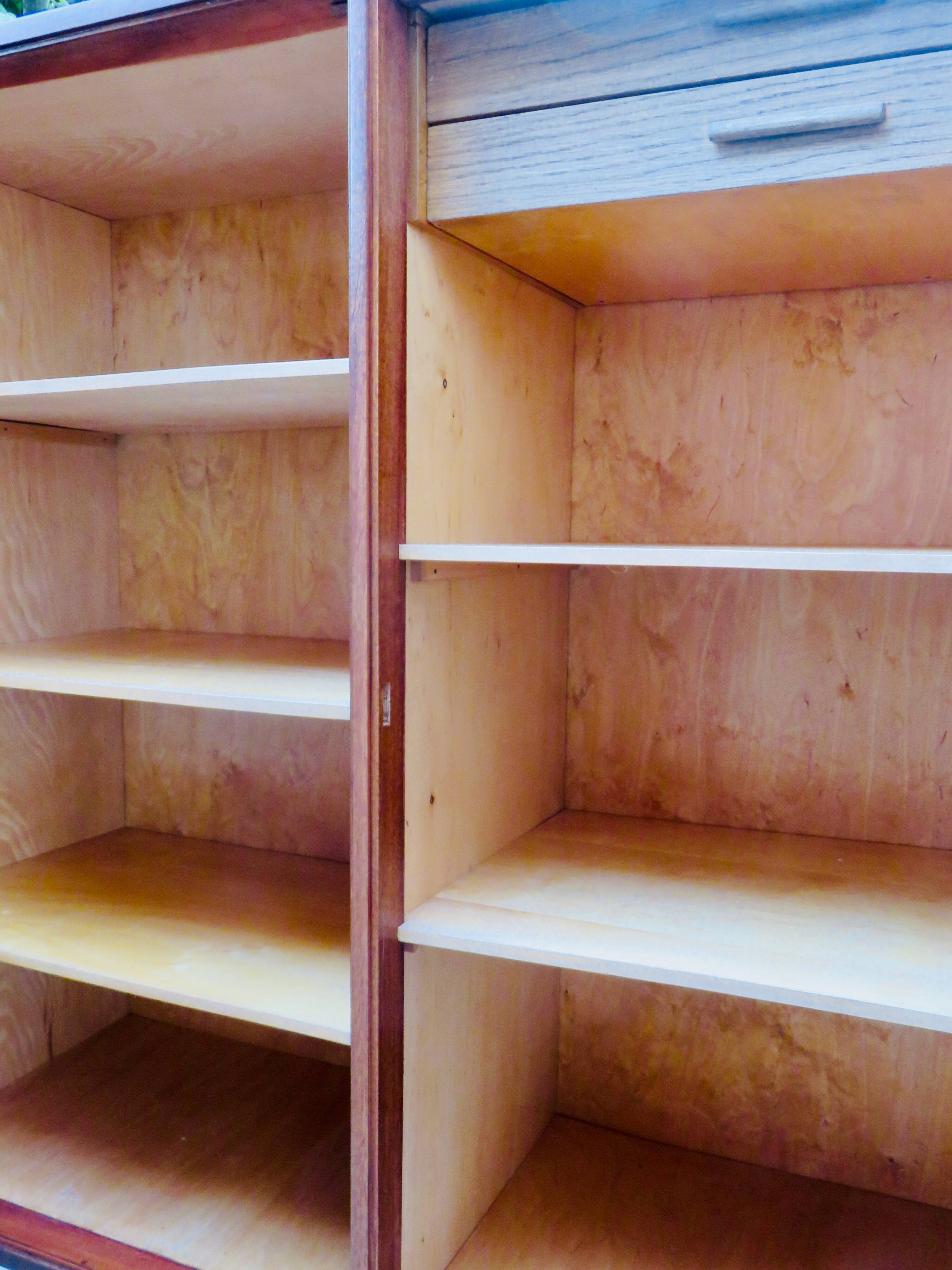 Master cabinetmaker's china cabinet. Denmark 1945/50