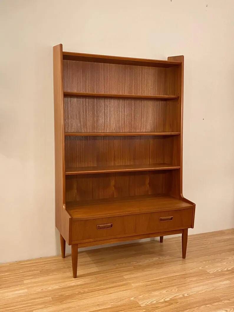 Bibliothèque scandinave en teck signé Brdr. Larsens Møbelfabrik, Danemark 1960s