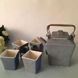 Teapot and its 4 square cups Agatha's Bester