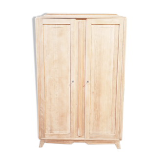 Armoire vintage