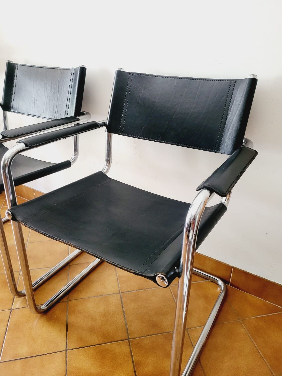 Pair of armchairs Mateo Grassi