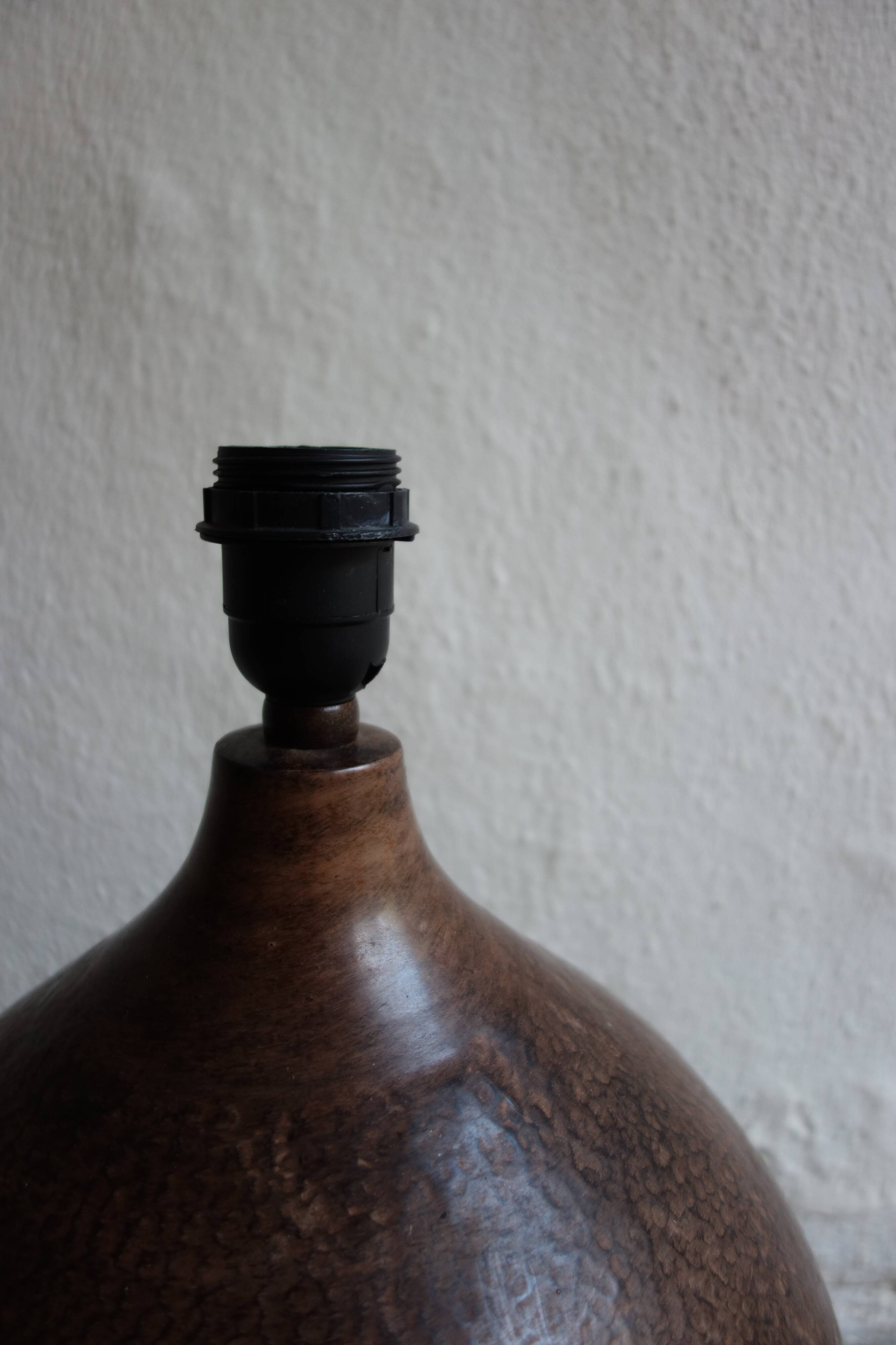 Foot of Lamp Ball in Hammered Metal 70s