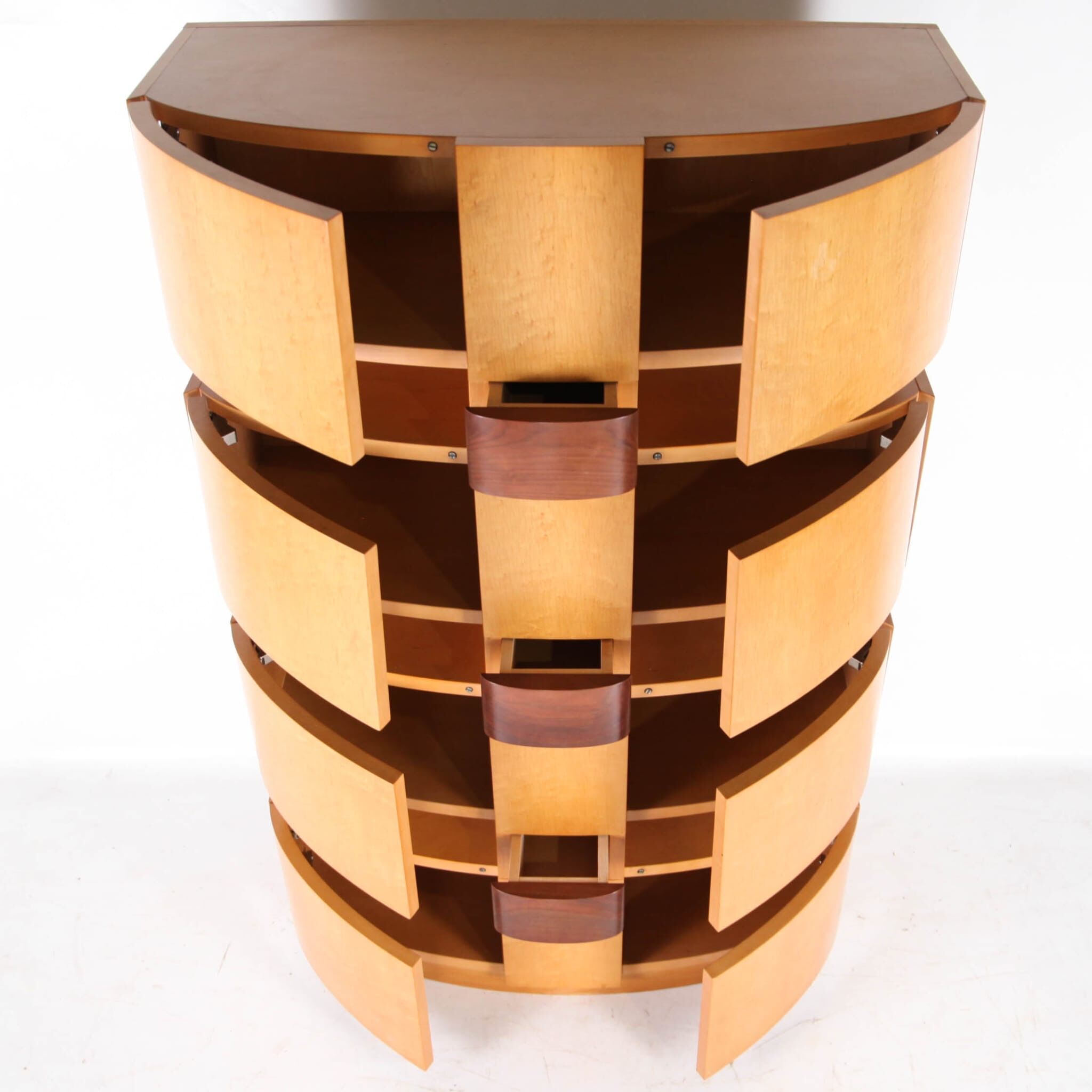 Japanese commode