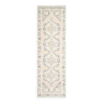 1970s vintage Turkish hand-knotted wool cotton beige runner rug 93x301