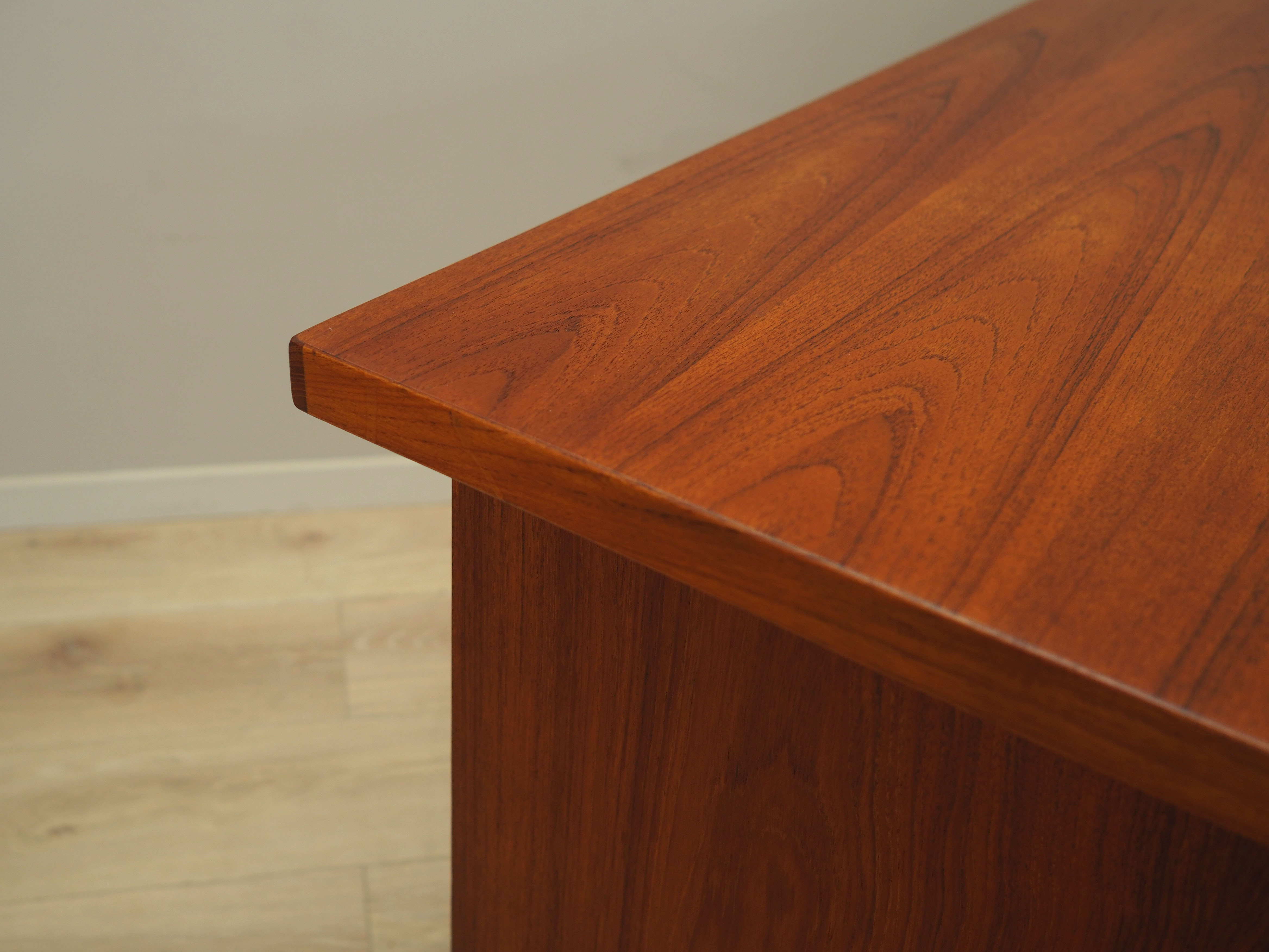 Teak desk, Danish design, 1970s, production: Denmark