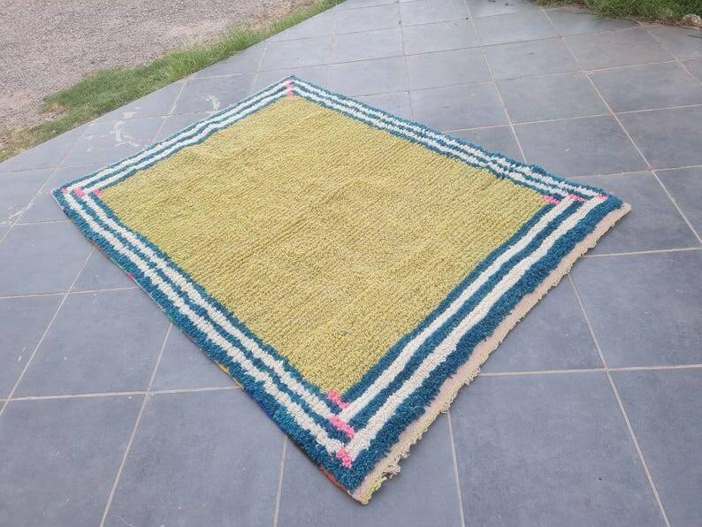 Tapis en laine pure fait main traditionnelle artisanale 2/3 m