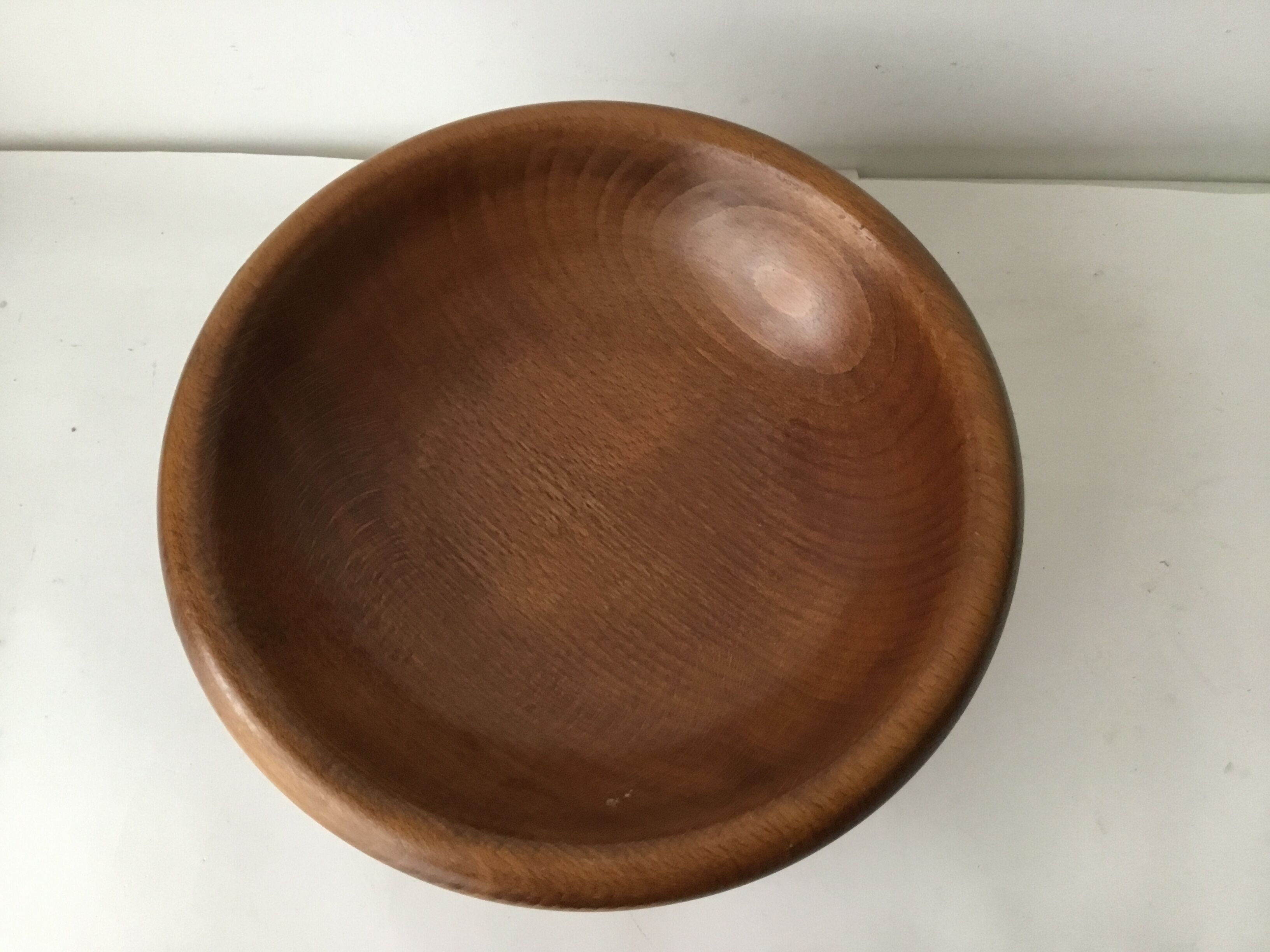 Solid wood presentation cut