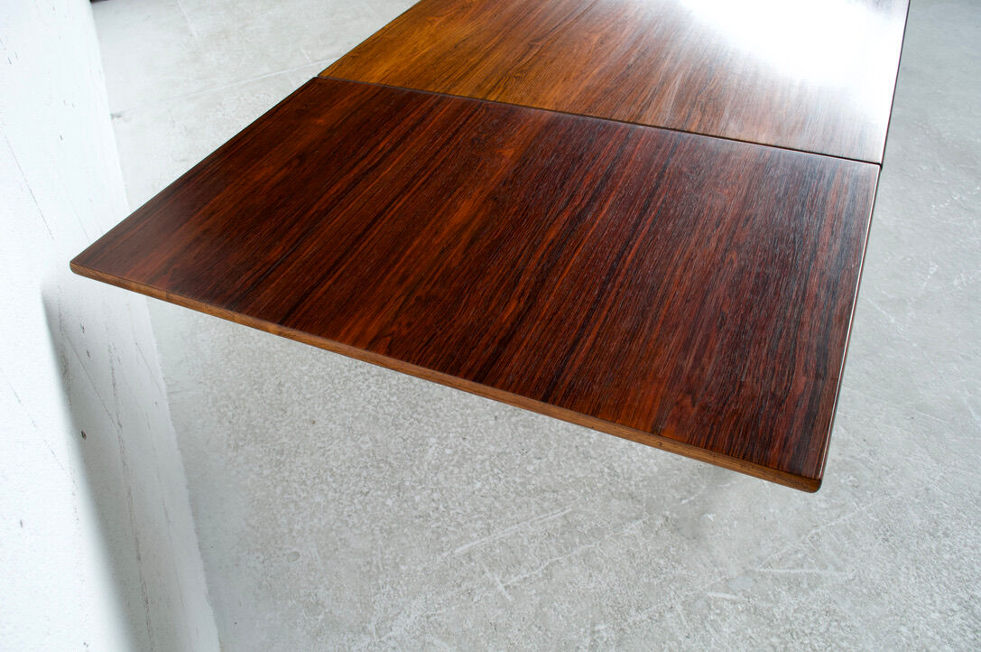 Scandinavian rosewood dining table 60's