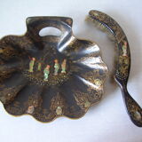 Old garbage pickup shovel brush cardboard boiled mother-of-pearl wood deco japanese