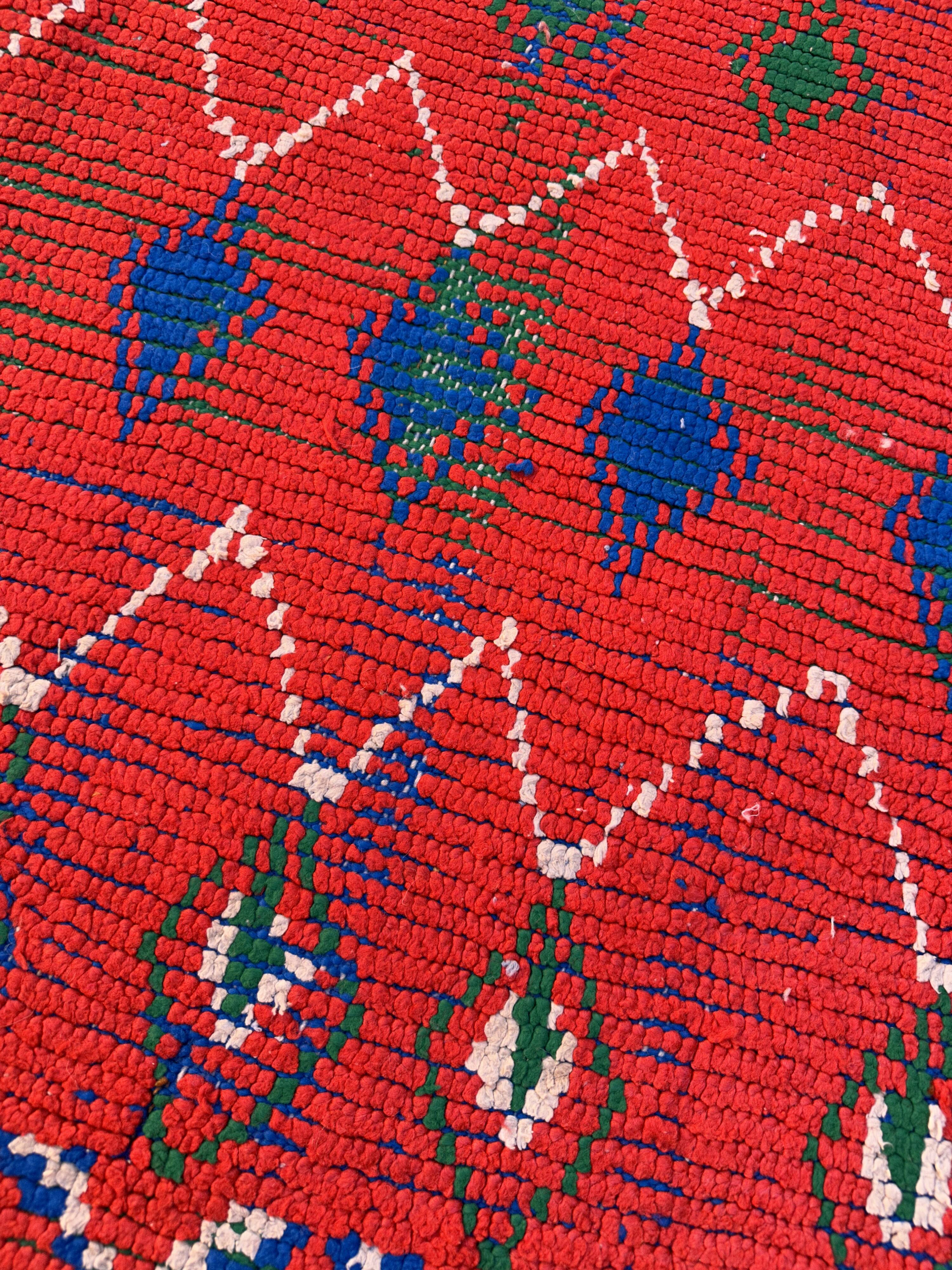 Red Boujad Moroccan rug - 145 x 226 cm