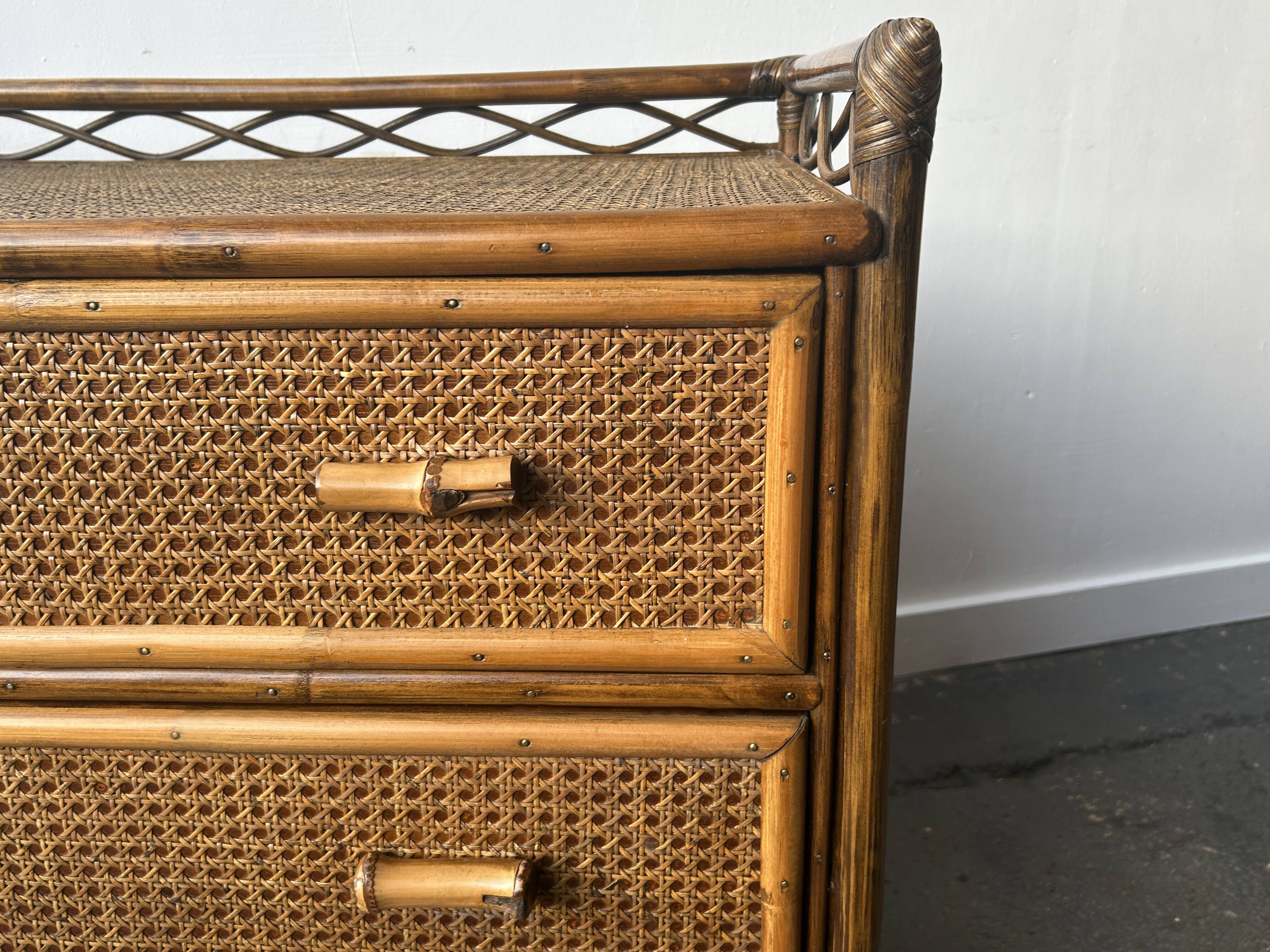 Commode en bambou et rotin Angraves des années 1970