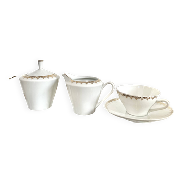 Porcelain sugar bowl and milk jug