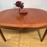 Table à manger extensible ovale en teck vintage rétro du milieu du siècle par Nathan