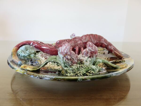 Assiette murale en barbotine, Caldas da Rainha, Palissy, années 30, vintage