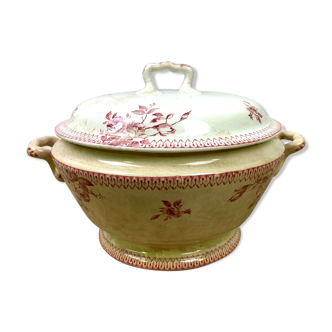 Gien porcelain tureen model Pomponnette