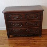 Oak chest of drawers