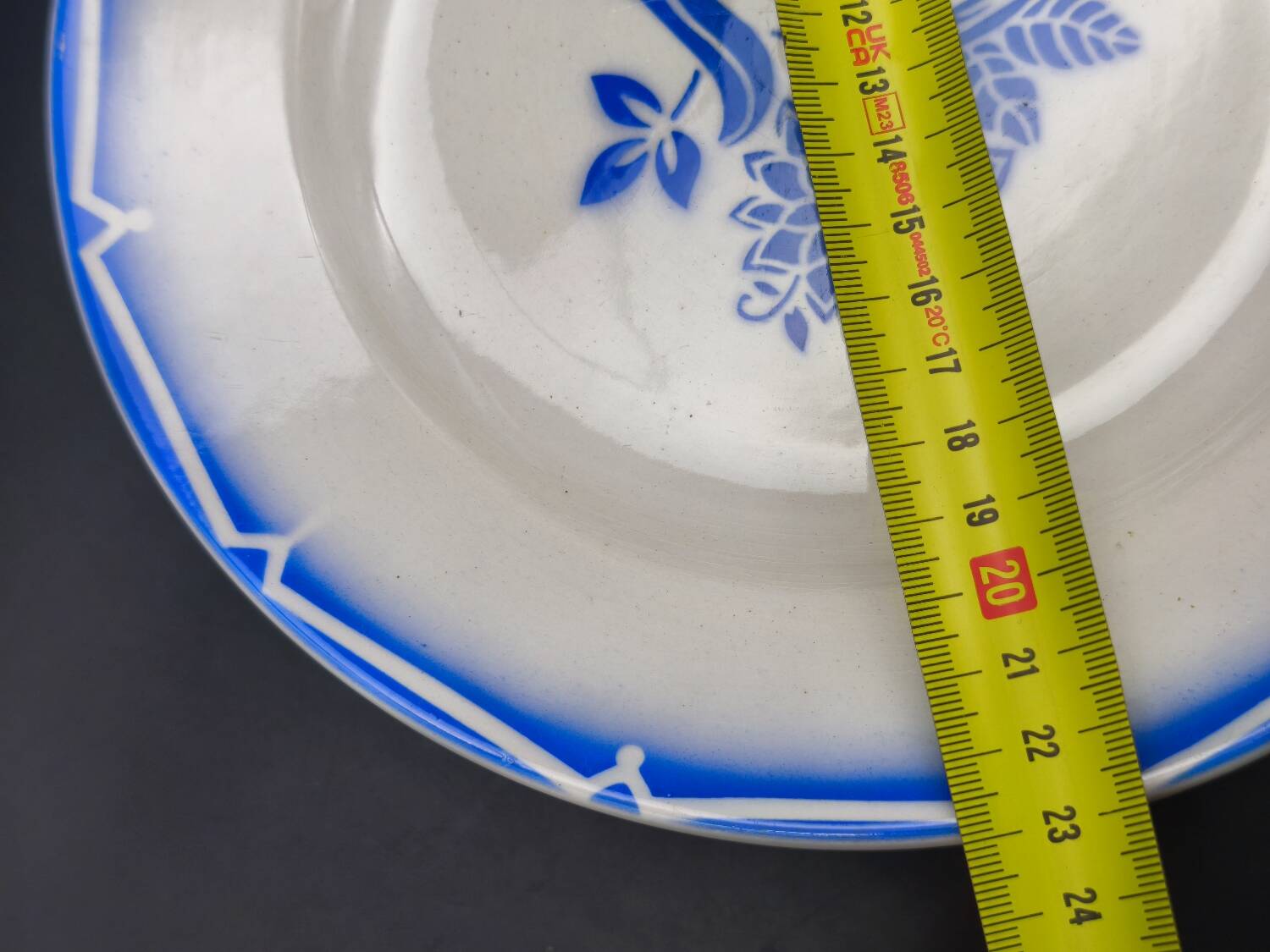 12 Canebière dinner plates