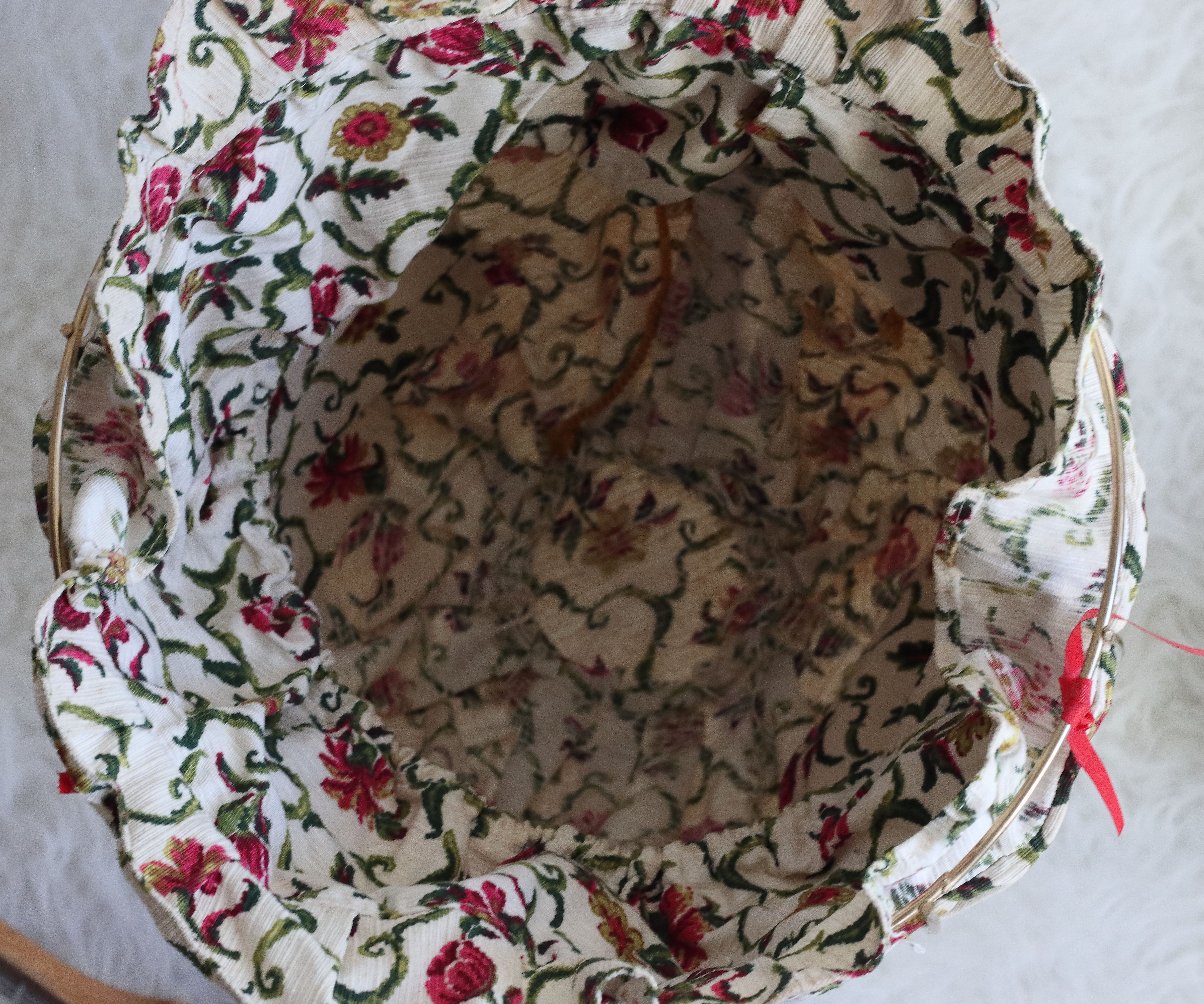 Worker golden brass tripod sewing basket