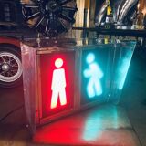 Parisian pedestrian light