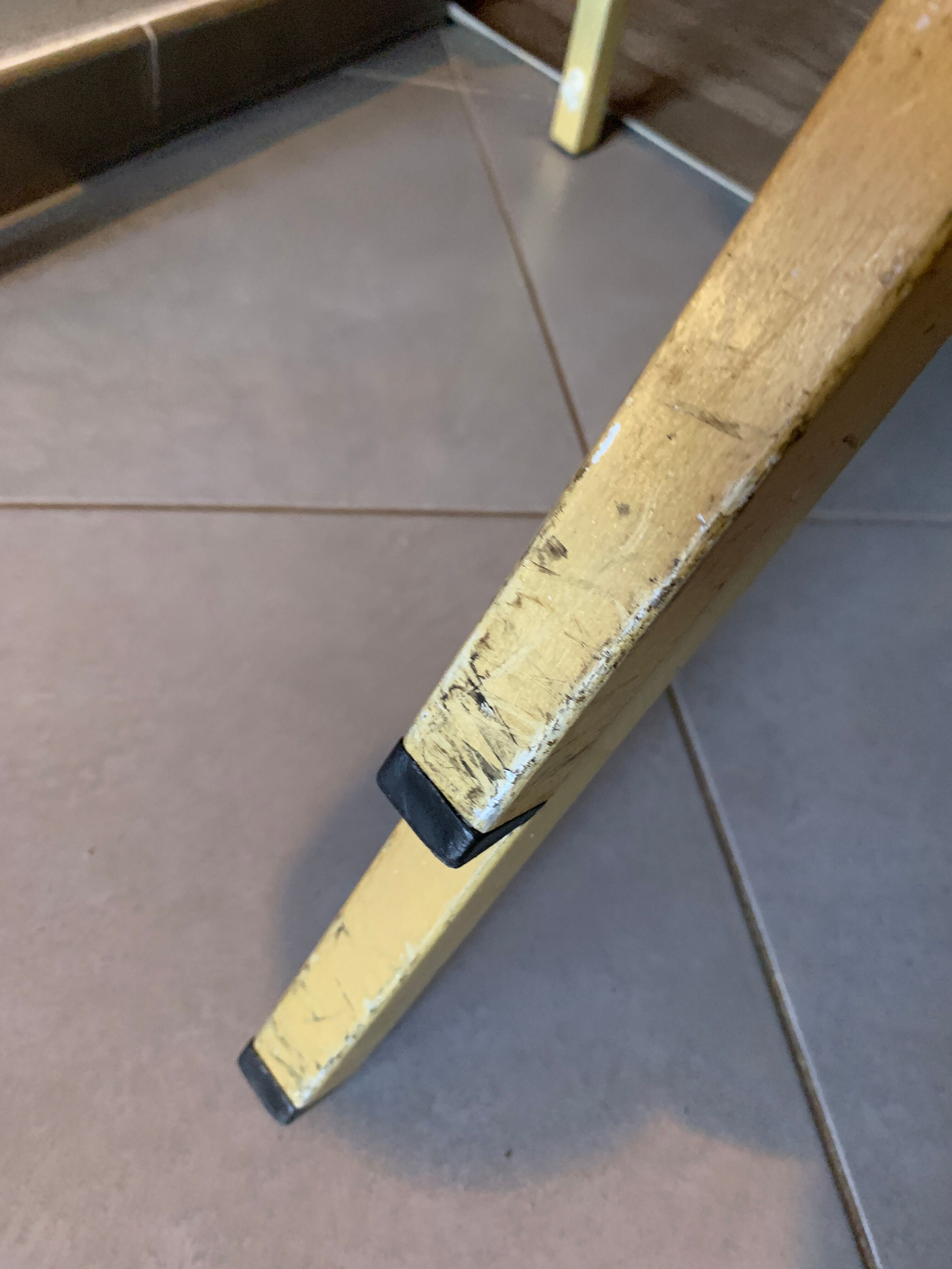 Pair of vintage chairs 70s