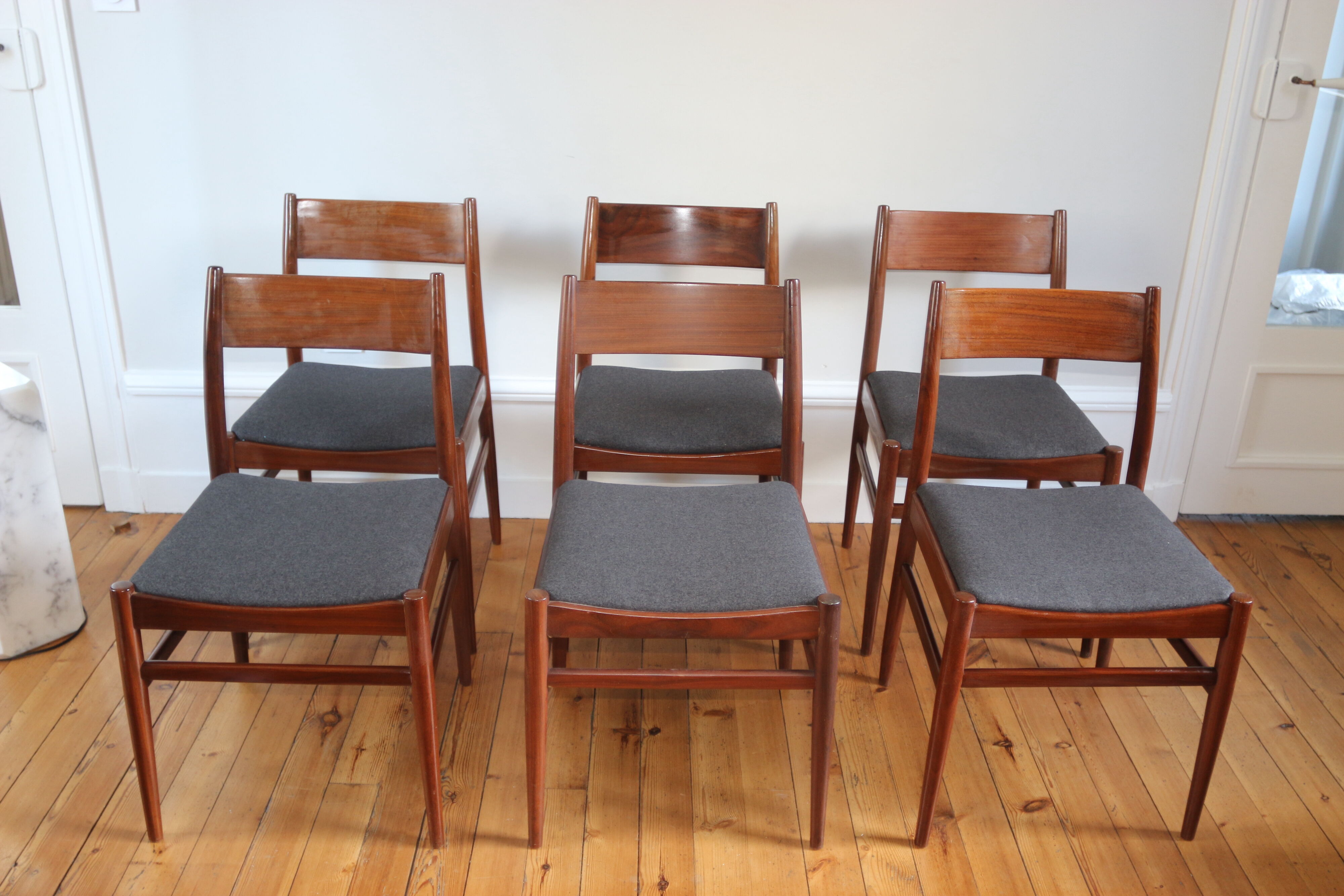 Set of 6 Scandinavian vintage teak chairs Gessef 1960