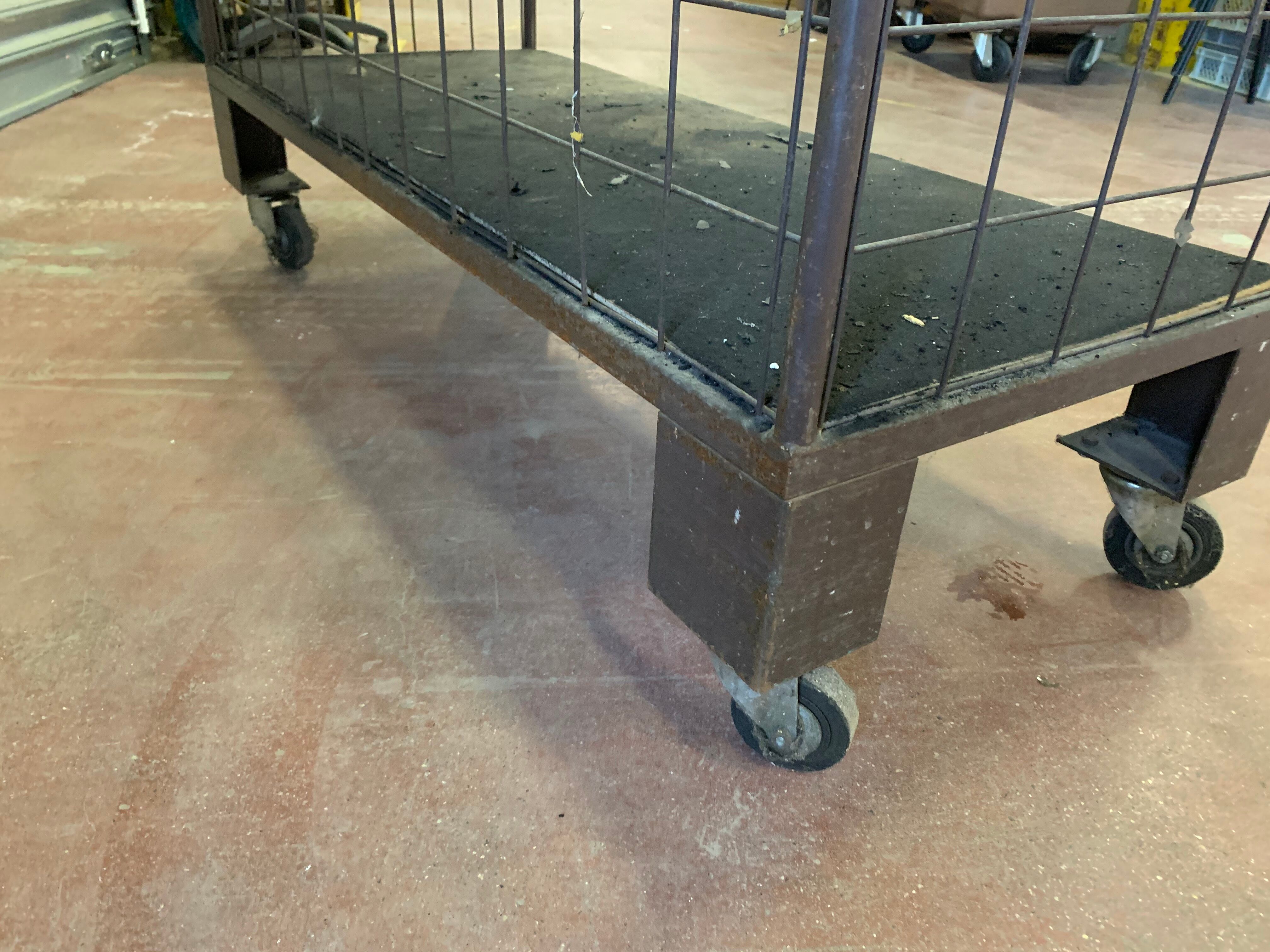 Industrial mesh trolley
