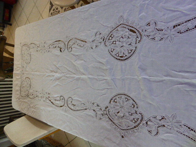 White tablecloth lace and embroidered linen, art deco, old