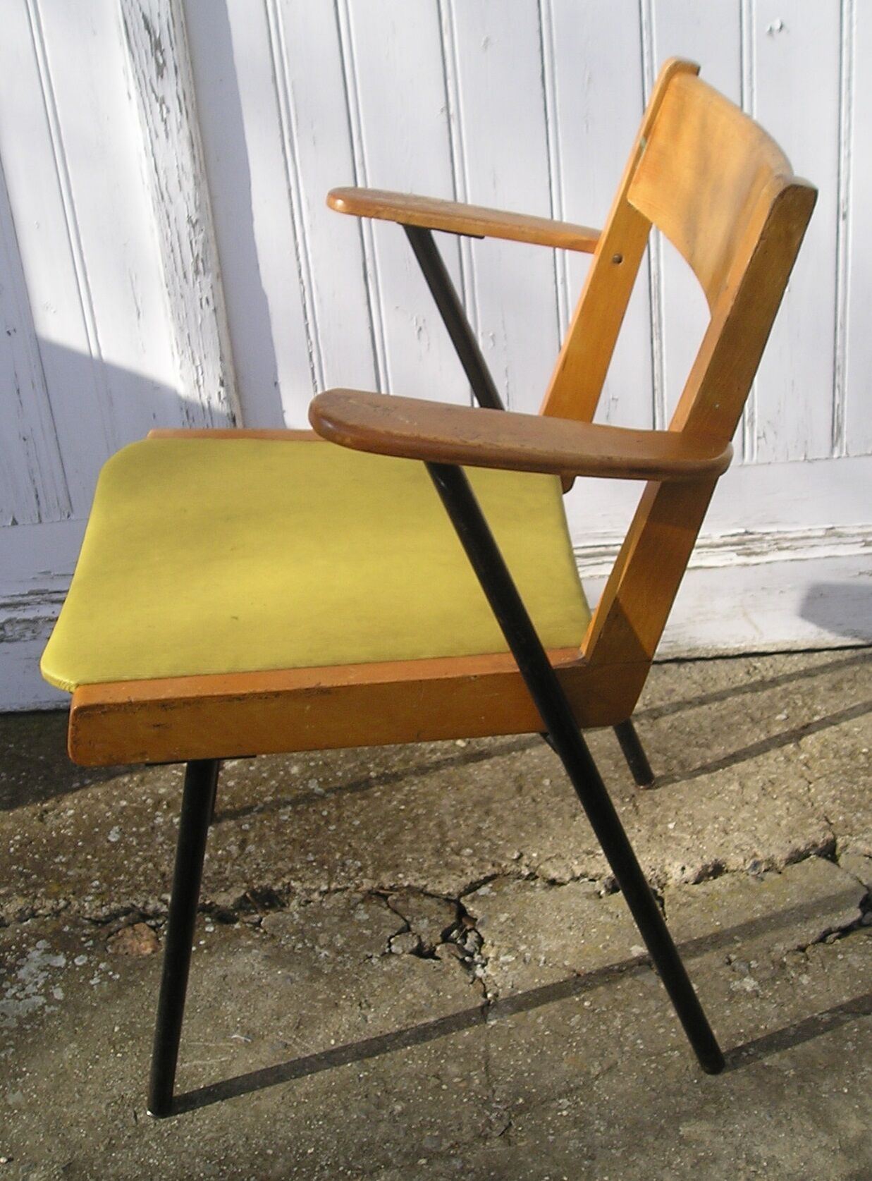 Desk and its 60s chair