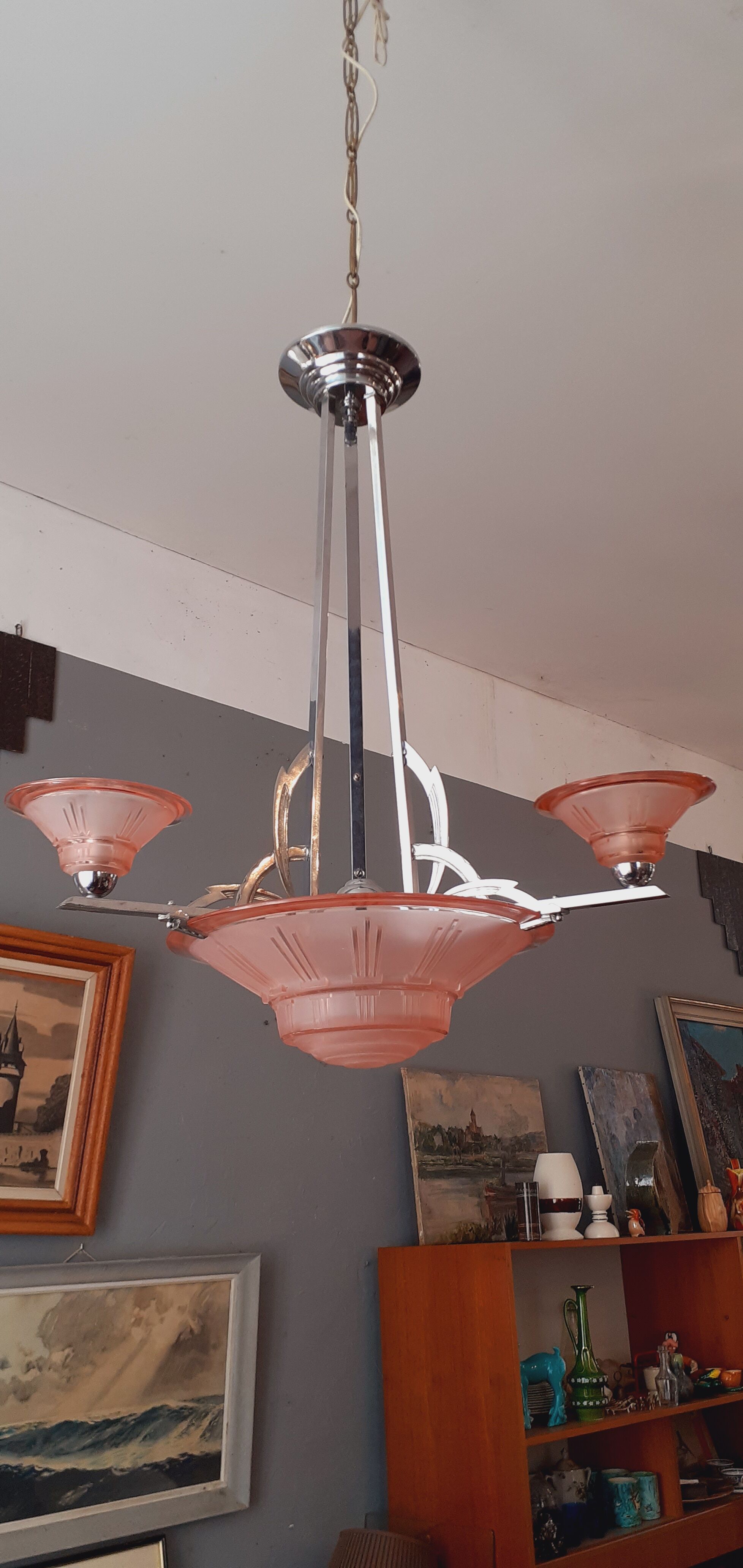 Lustre 1930 art déco en bronze chromé et verrerie moulée