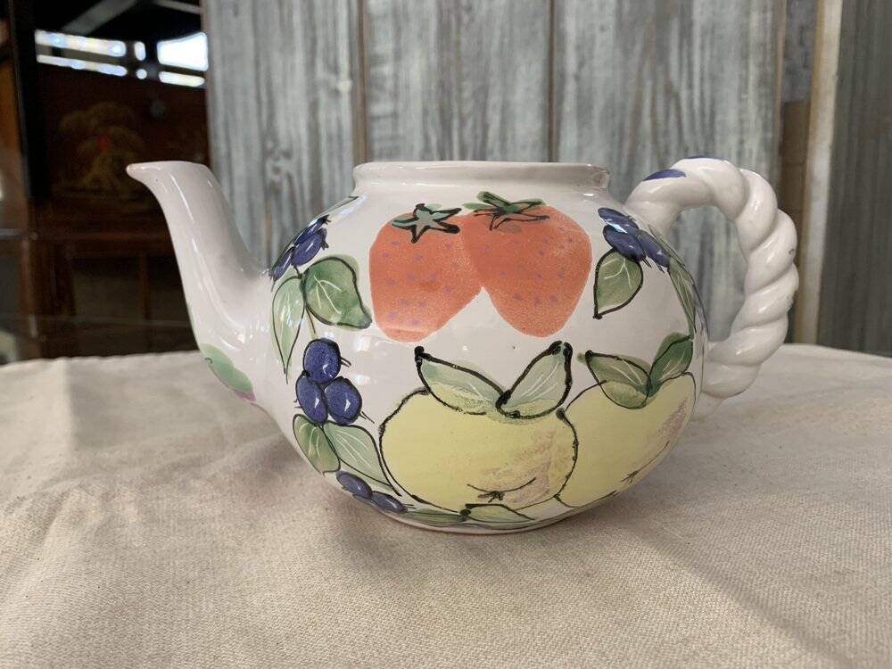 Vintage coloured ceramic jug in cream white with hand-painted decoration (Hungary)