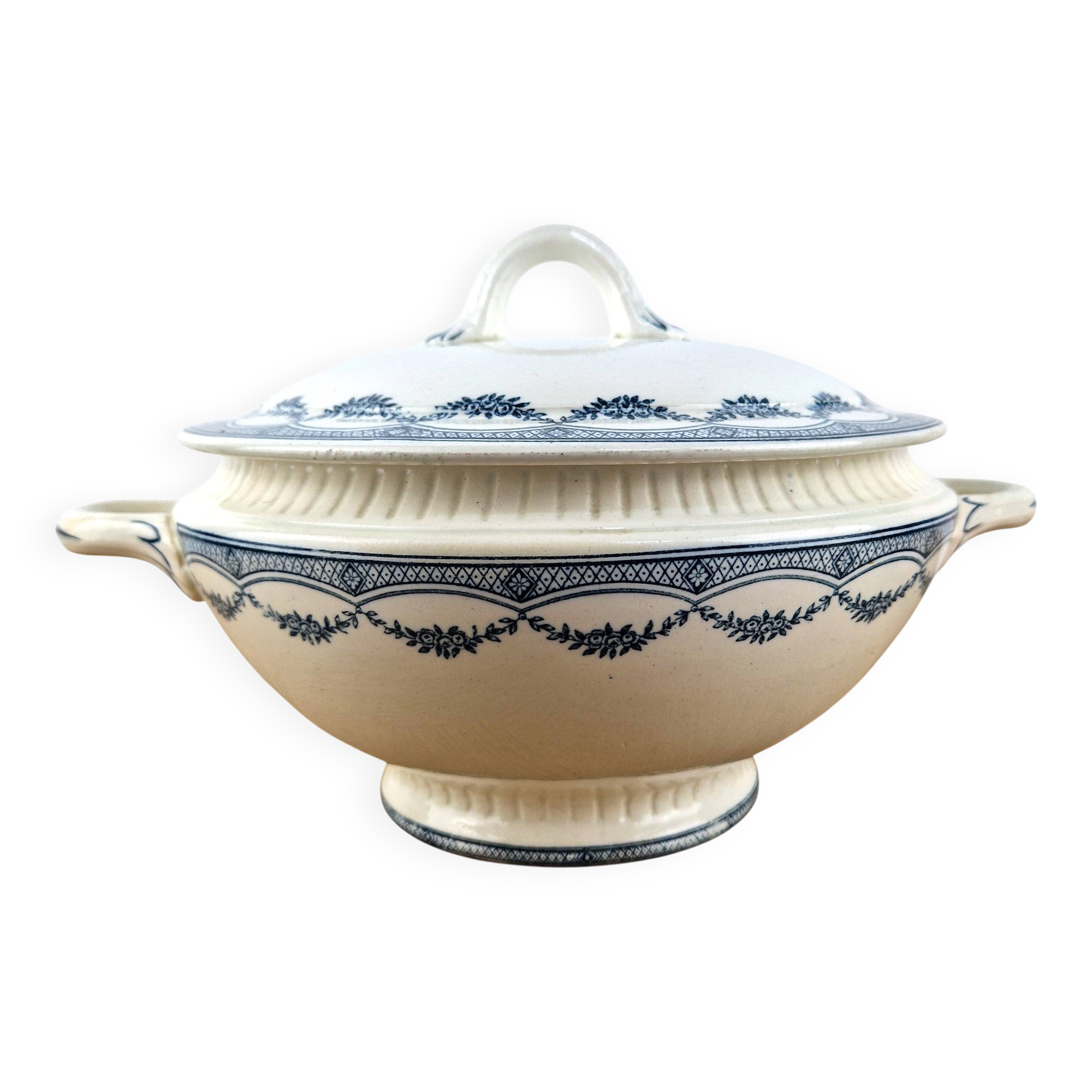 EC Salins Trianon model soup tureen in earthenware