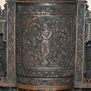 Buffet antique sculpté main style temple birman vers 1860