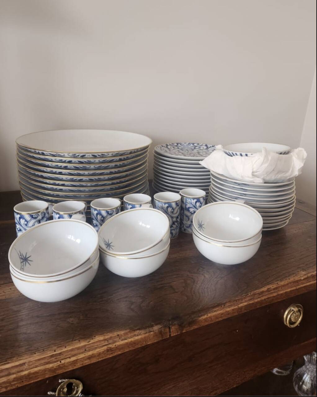 VISTA ALEGRE TRANSATLANTICA PORCELAIN SERVICE