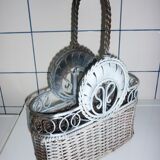 Iron and wicker bottle rack for 3 bottles