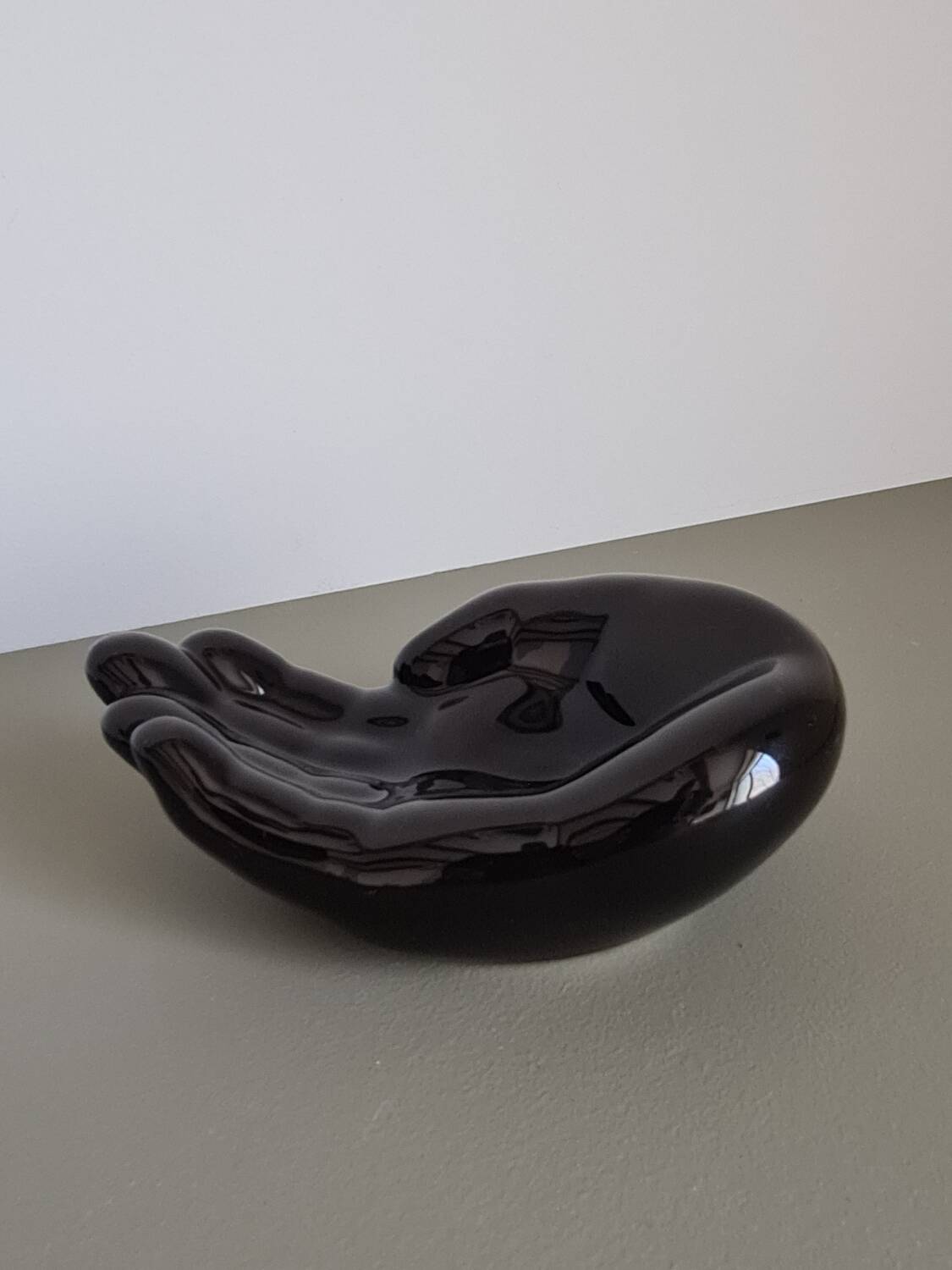 Vintage 1970s black ceramic hand-shaped trinket dish, retro decorative sculpture, centerpiece, home decor, soap dish