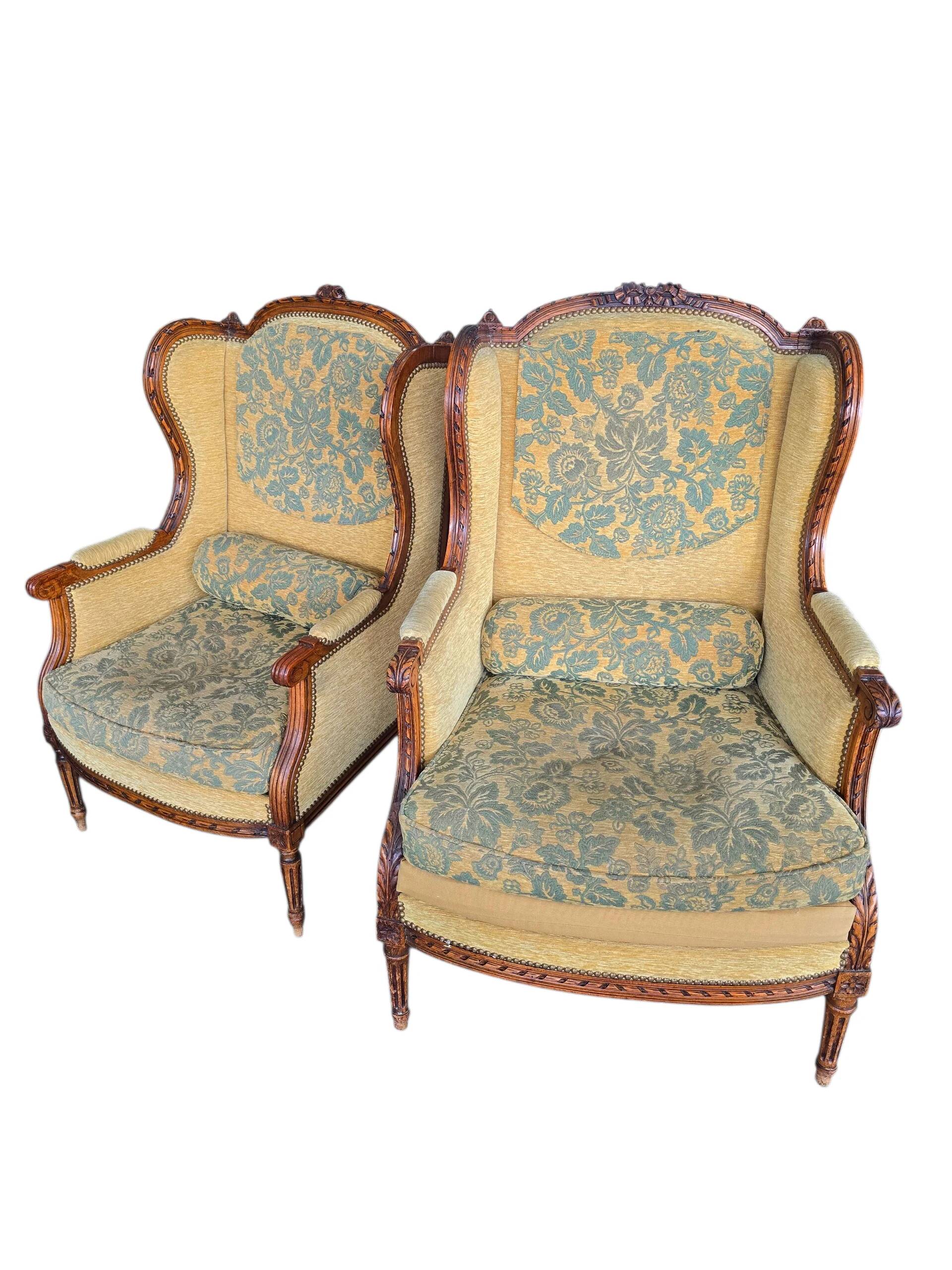 Louis XVI bergère armchairs, late 19th - early 20th century