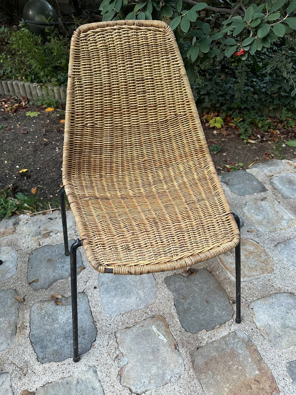 Woven rattan and metal chairs - 1950s/1960s