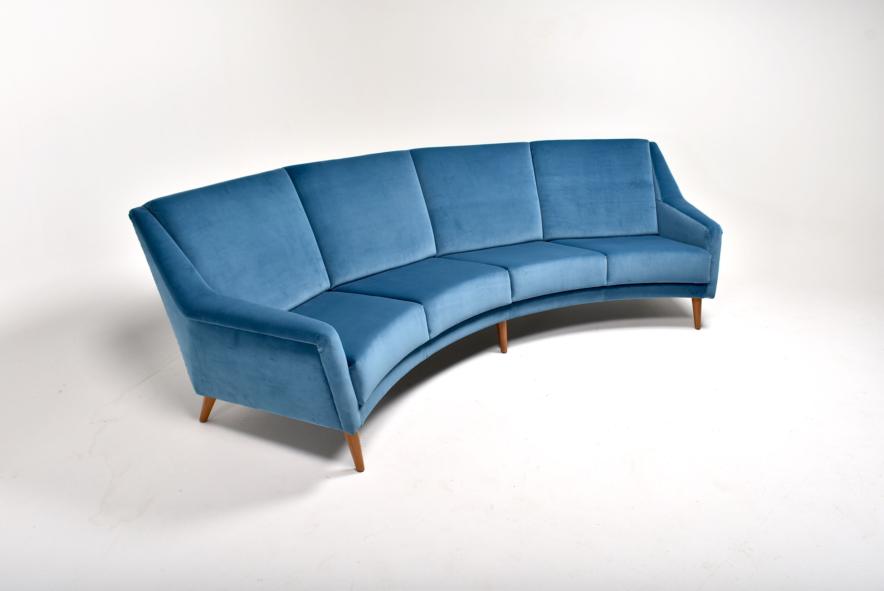 Curved Italian sofa 1950