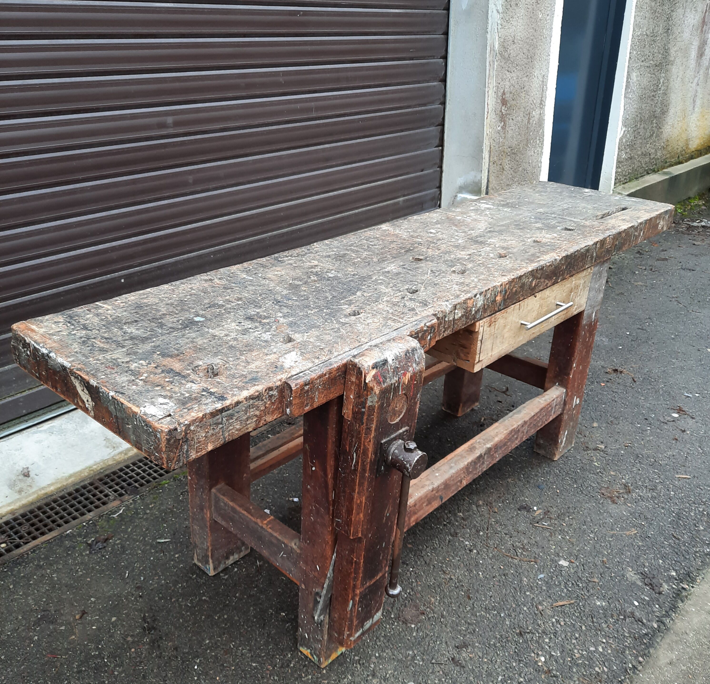 Solid wood workbench