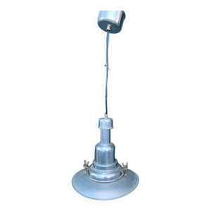 Suspension aluminium - style industriel