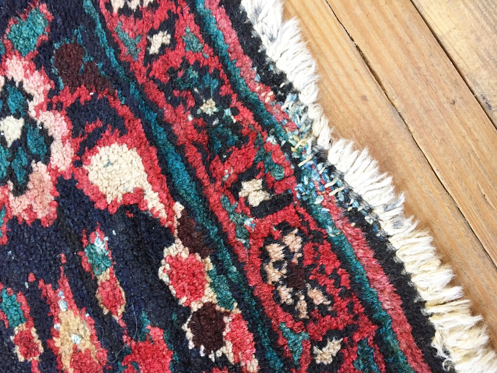 Tapis persan 221 x 162 cm