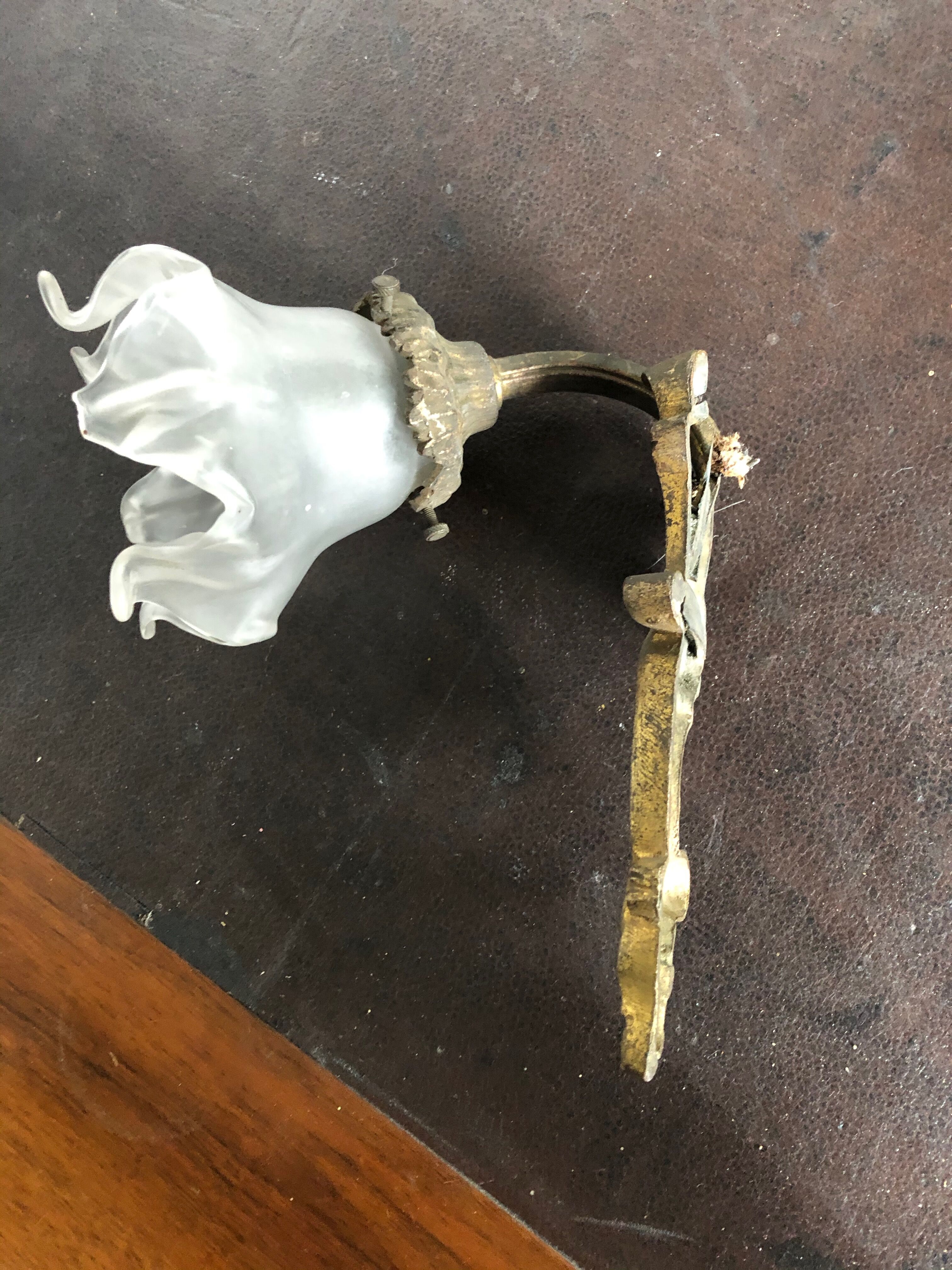 Antique art deco wall lamp