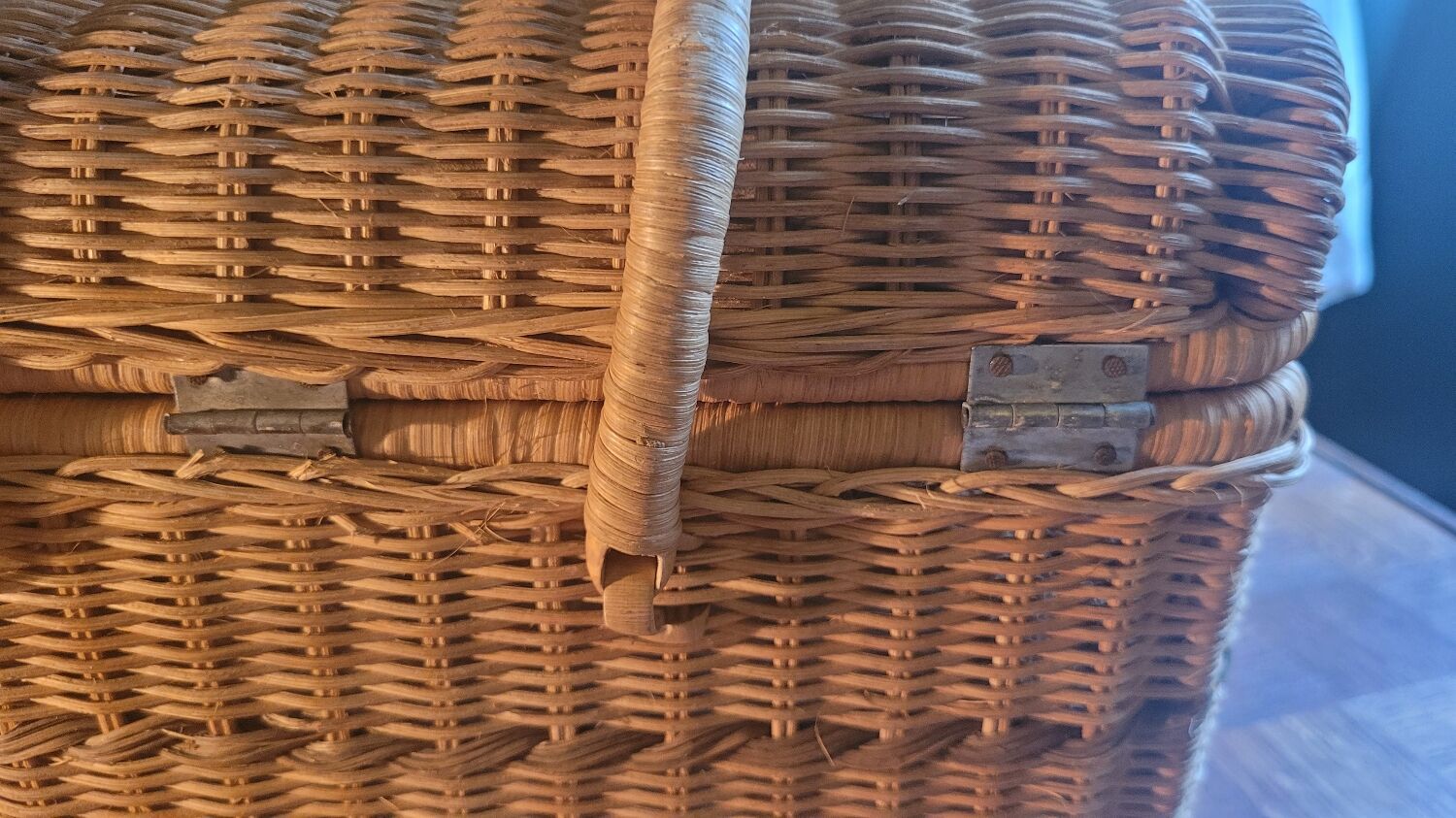 Rattan suitcase 70's