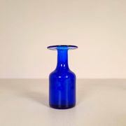 Midcentury collection of eight blue vases by Erik Höglund, Sweden, 1960s.