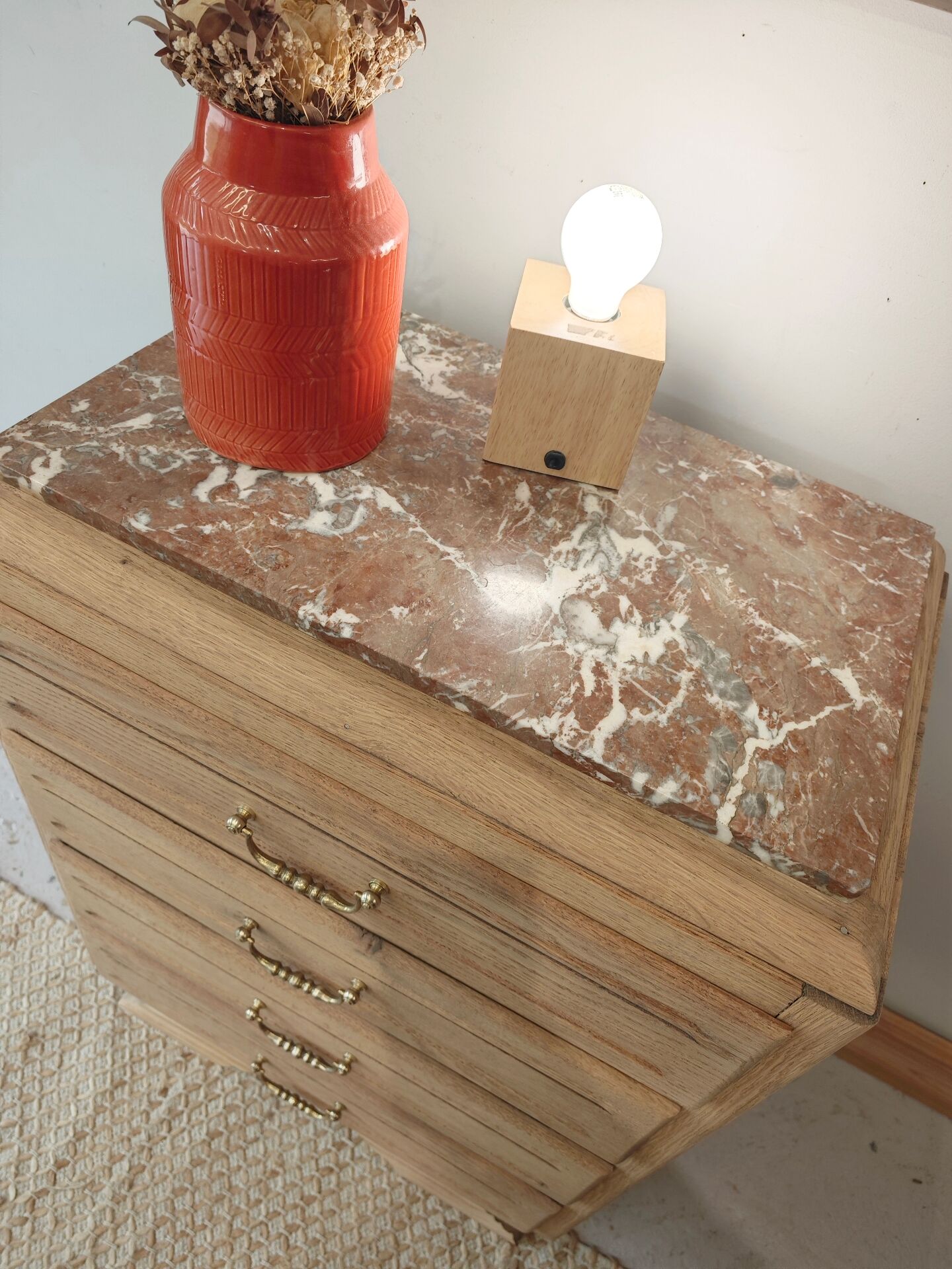 Commode