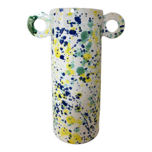 vase en céramique moucheté