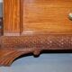 Ensemble de commodes en bois dur avec bases finement sculptées
