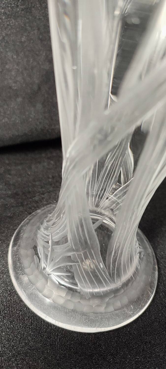 Par de jarrones "Art Nouveau" de cristal tallado. España, 1930s.